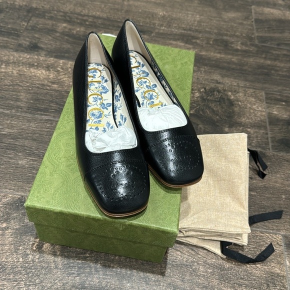 Gucci Hills Logo Ballet Interlocking G Flat (Women) BNIB 35 - Picture 4 of 9